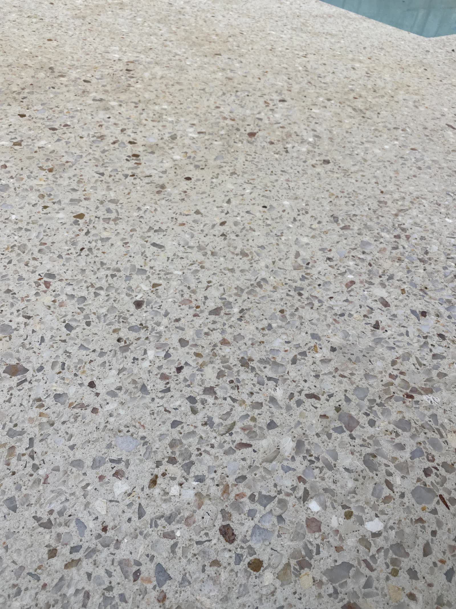 Honed aggregate pool surround detail